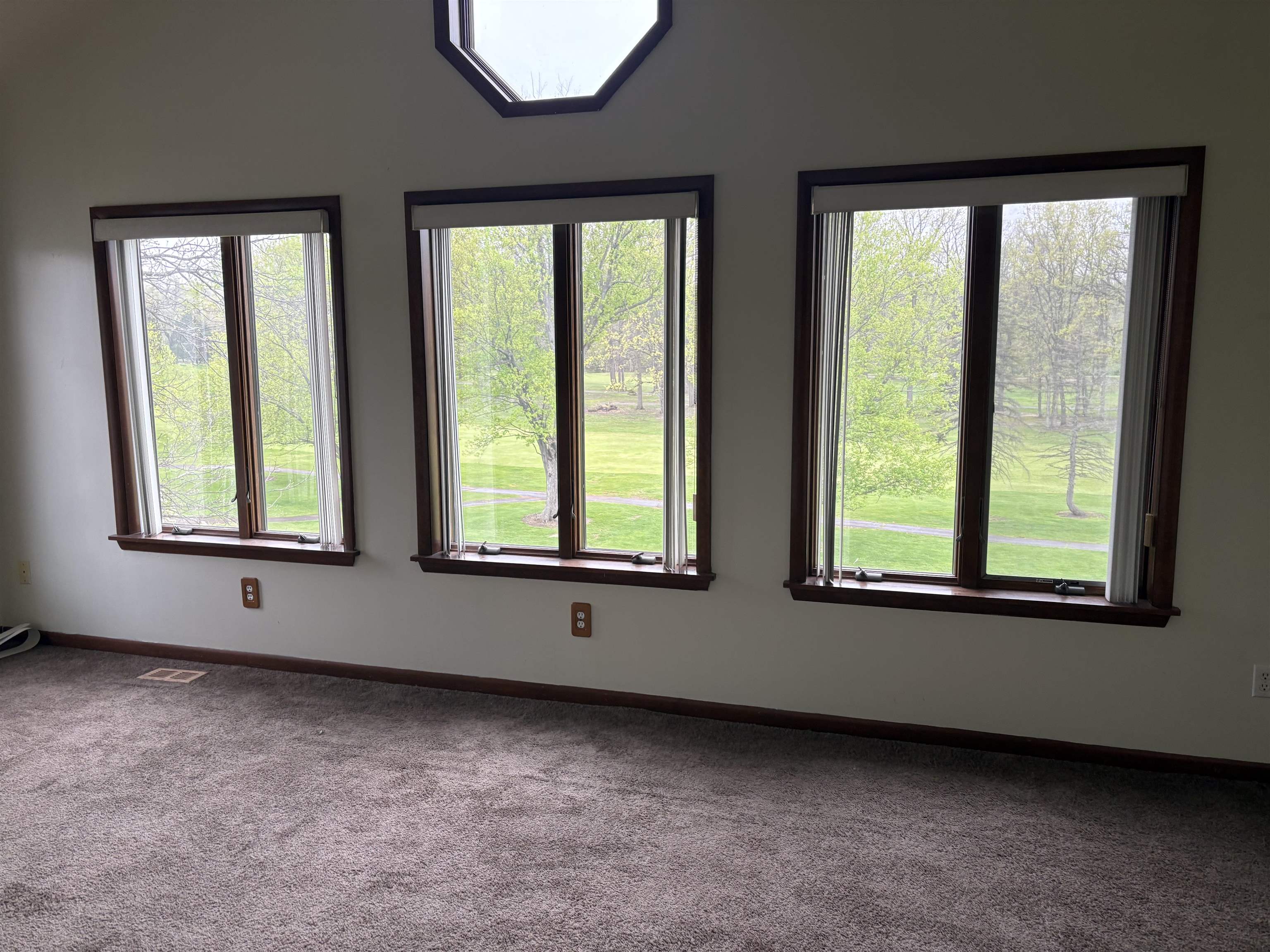 1390 Flushing Road Flushing, MI 48433 - Photo 13 of 33