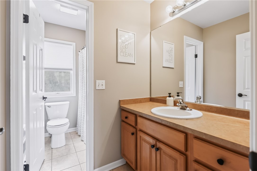 908 Taylor Rise Victor, NY 14564 - Photo 31 of 41 Hall Bath