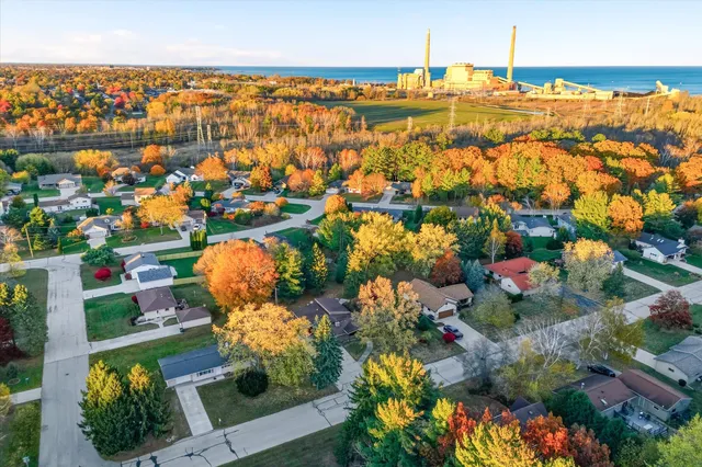 $334,900 | 1010 Forest Avenue, Sheboygan, WI 53081