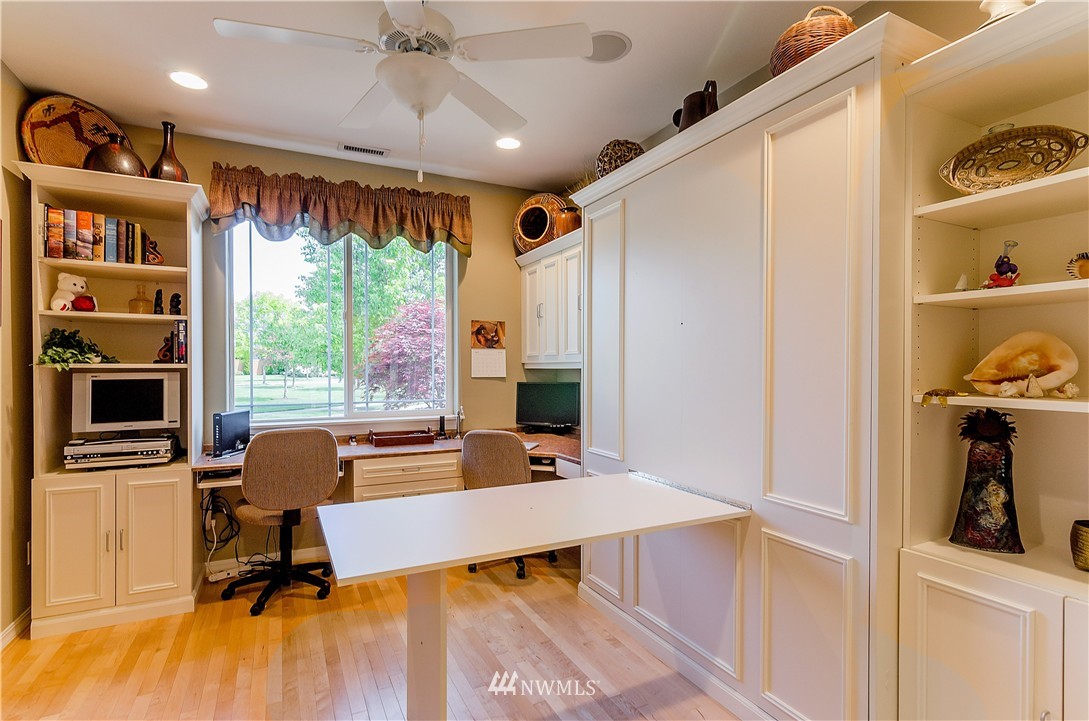 4341 Sinclair Loop Northeast Lacey, WA 98516 - Photo 15 of 25