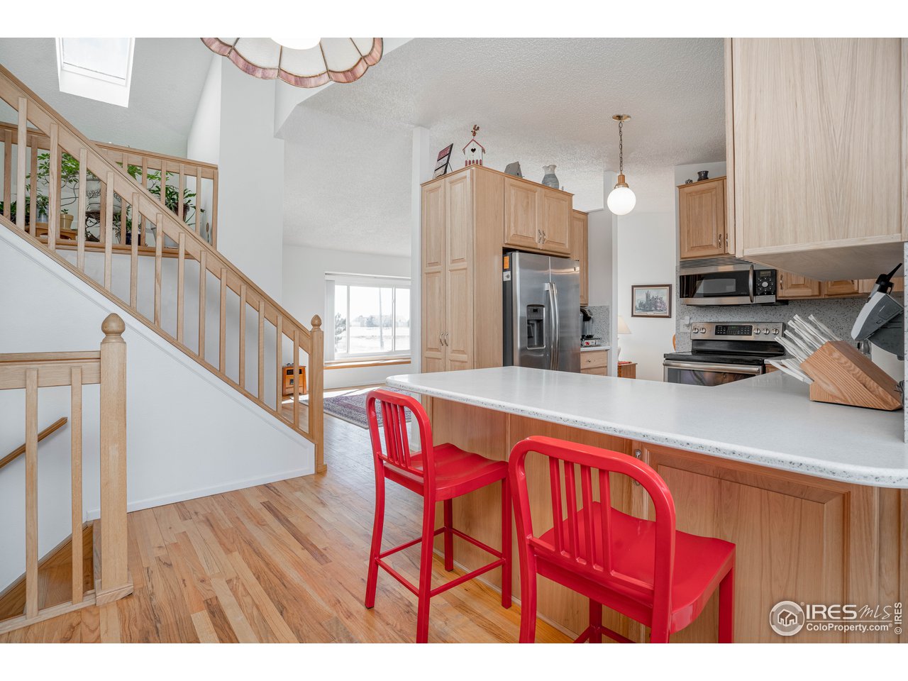 14389 East County Line Road Longmont, CO 80504 - Photo 13 of 29 Kitchen Nook - Breakfast Bar