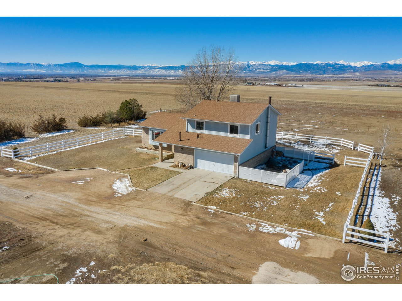14389 East County Line Road Longmont, CO 80504 - Photo 4 of 29