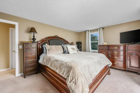 $899,000 | 153 Hickory Hill Circle, Osterville, MA 02655