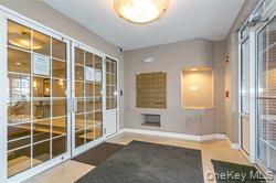 1 Portico Court Great Neck, NY 11021 - Photo 2 of 5