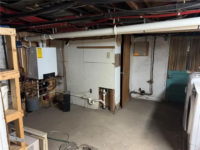 $1,700 | 6214 Huntress Street, Pittsburgh, PA 15206