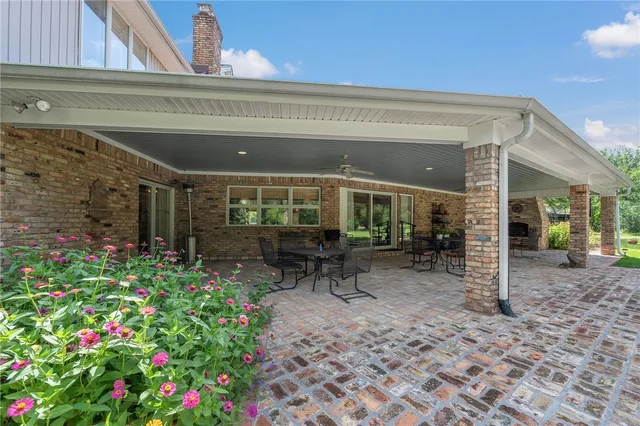 a view of a house with sitting area