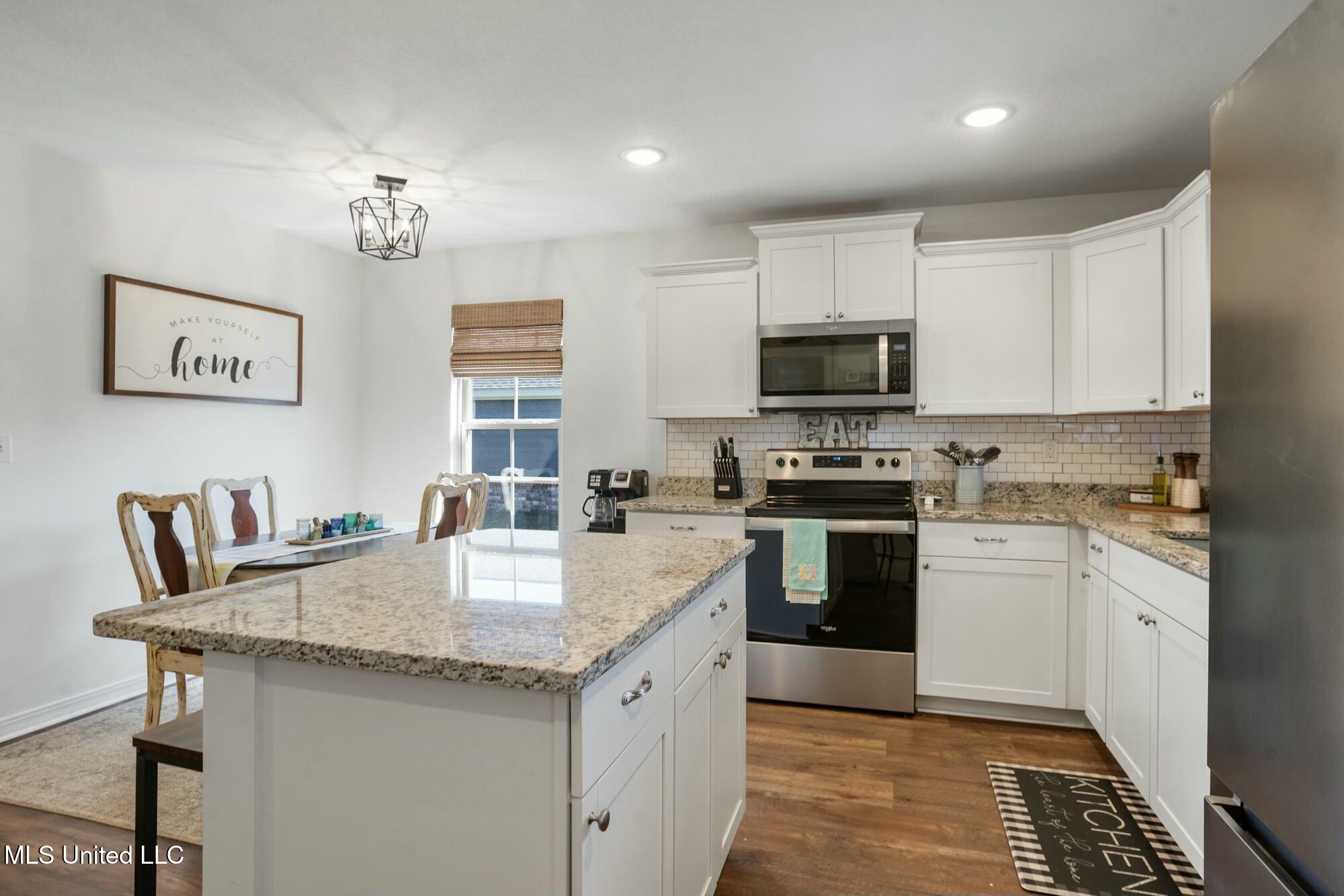 21 West Locust Sumrall, MS 39482 - Photo 12 of 46 tempImagemYeyN6