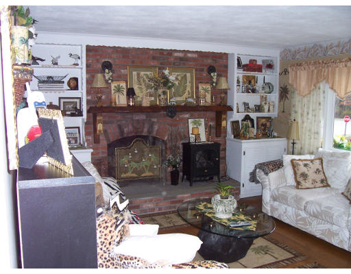 2 Chapel Road Mattapoisett, MA 02739 - Photo 5 of 8 Gallery Image 5
