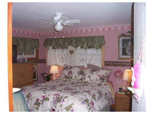 2 Chapel Road Mattapoisett, MA 02739 - Photo 6 of 8 Gallery Image 6