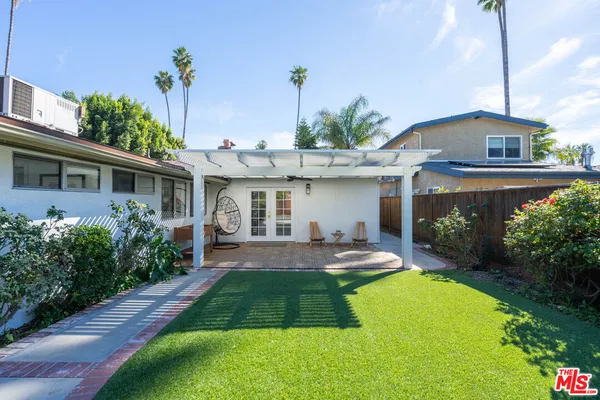 $1,250,000 | 19837 Gilmore Street, Woodland Hills, CA 91367