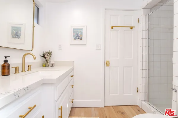 $1,250,000 | 19837 Gilmore Street, Woodland Hills, CA 91367