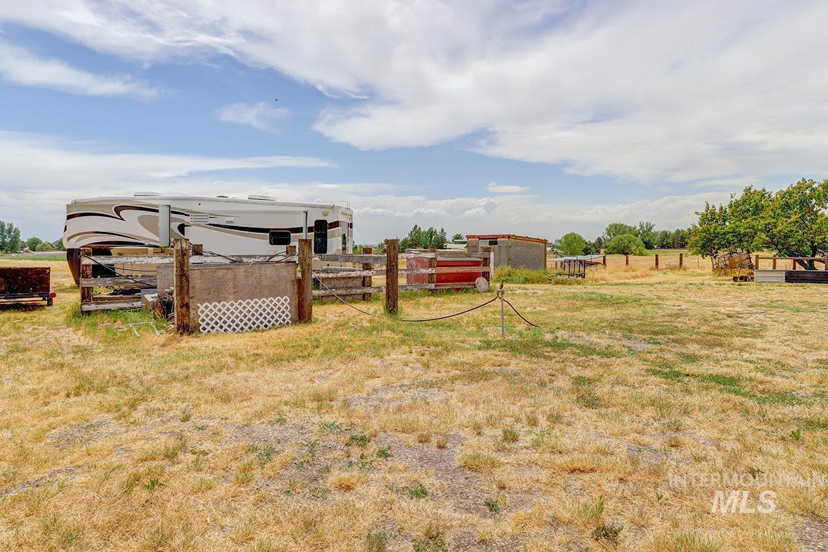 9751 Gloria Road Middleton, ID 83644 - Photo 40 of 42