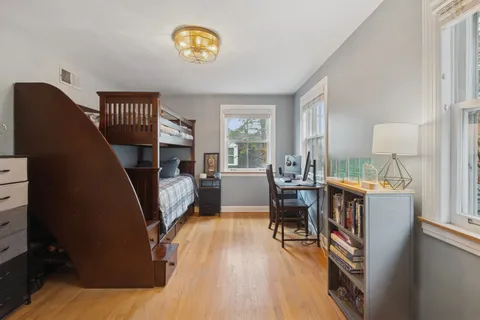 $745,000 | 524 South Kensington Avenue, La Grange, IL 60525