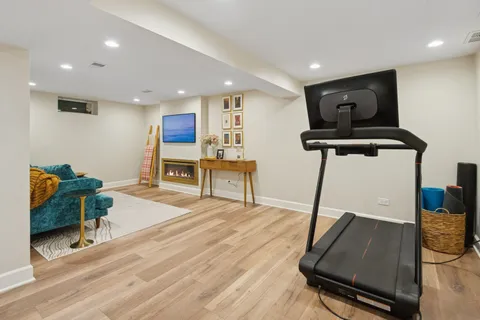 $745,000 | 524 South Kensington Avenue, La Grange, IL 60525