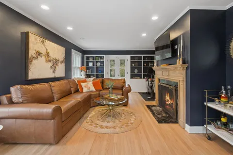 $745,000 | 524 South Kensington Avenue, La Grange, IL 60525