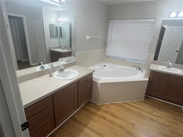 $2,500 | 1063 Bluegrass Drive, Groveland, FL 34736