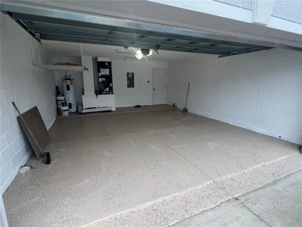 $2,500 | 1063 Bluegrass Drive, Groveland, FL 34736