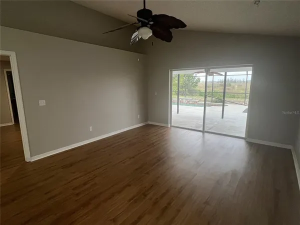 $2,500 | 1063 Bluegrass Drive, Groveland, FL 34736