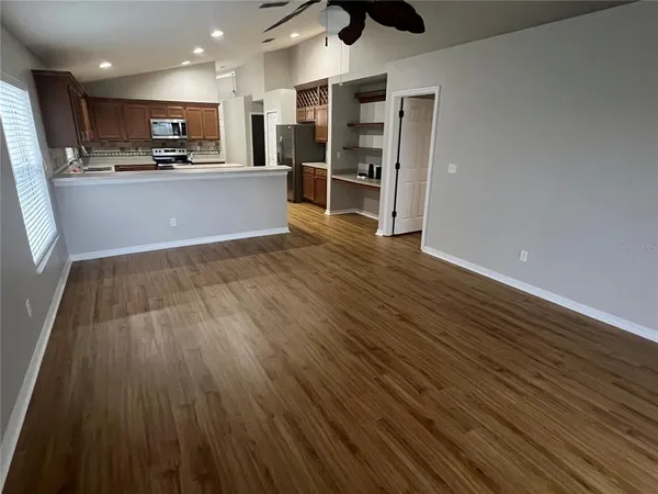 $2,500 | 1063 Bluegrass Drive, Groveland, FL 34736