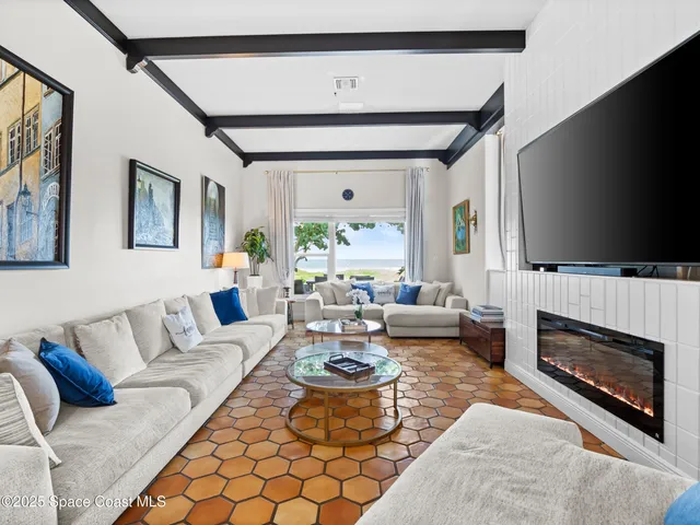 $3,400,000 | 933 South Atlantic Avenue, Cocoa Beach, FL 32931