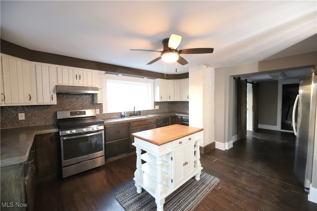 6880 Wadsworth Road Medina, OH 44256 - Photo 3 of 26