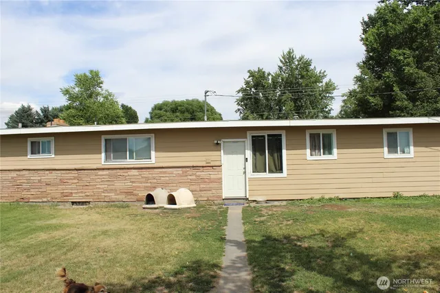 $1,275,000 | 5788 Ne Road, Moses Lake, WA 98837