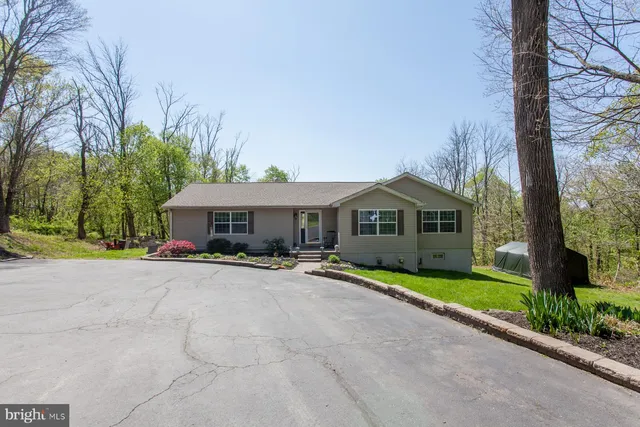 $649,000 | 5 Grant Avenue, Lambertville, NJ 08530