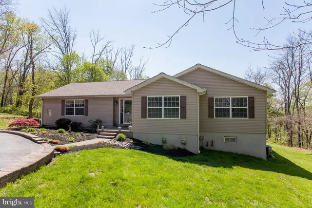 $649,000 | 5 Grant Avenue, Lambertville, NJ 08530