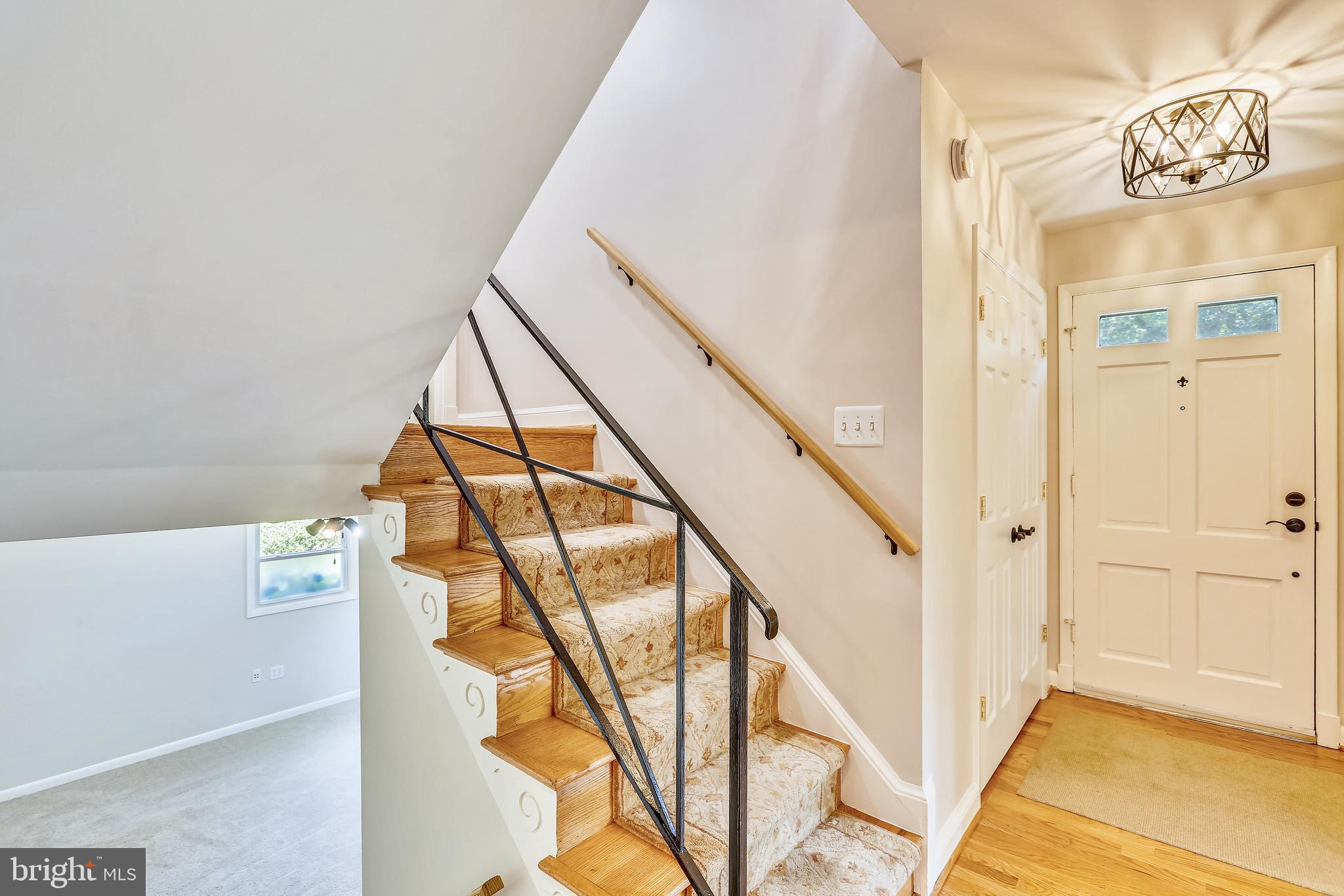 9902 Holmhurst Road Bethesda, MD 20817 - Photo 20 of 66 Gallery Image 20