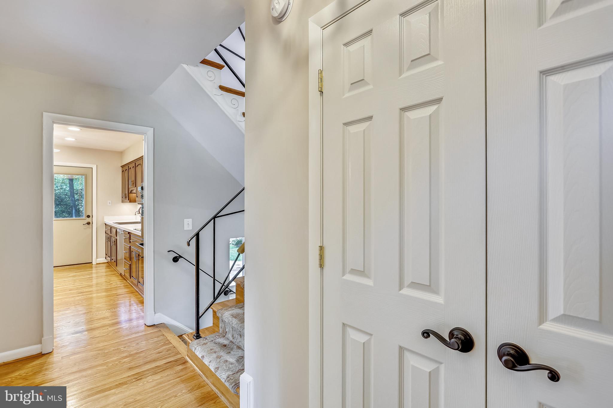 9902 Holmhurst Road Bethesda, MD 20817 - Photo 22 of 66 Gallery Image 22