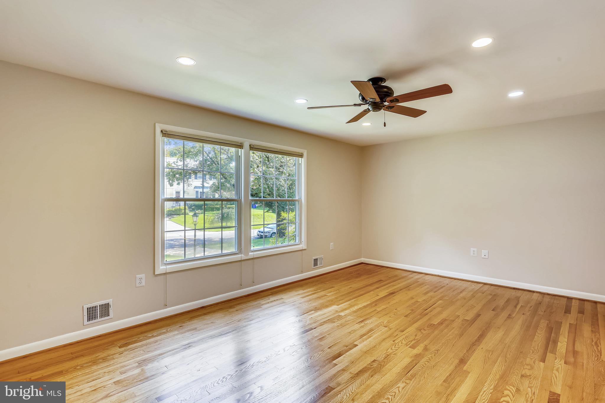 9902 Holmhurst Road Bethesda, MD 20817 - Photo 24 of 66 Gallery Image 24