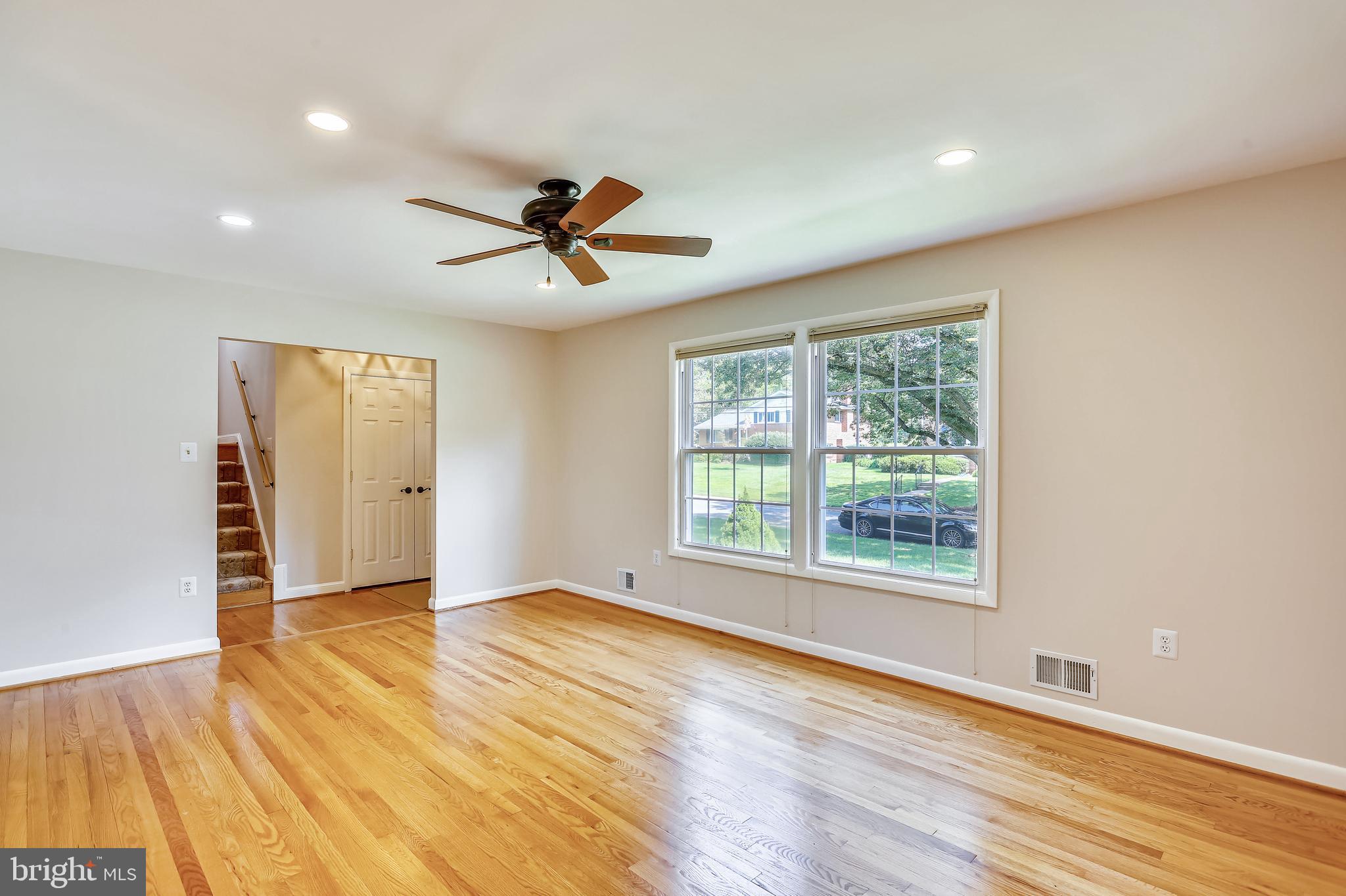 9902 Holmhurst Road Bethesda, MD 20817 - Photo 26 of 66 Gallery Image 26
