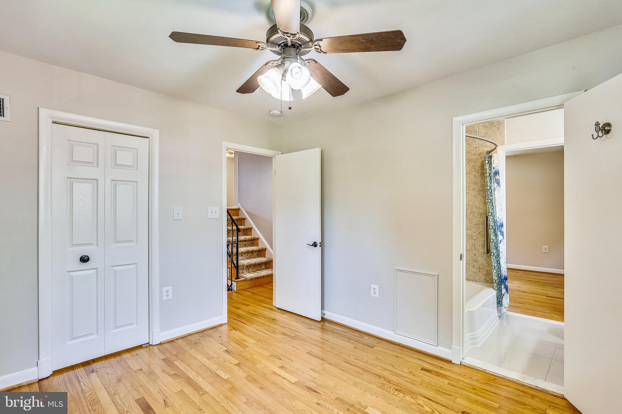 9902 Holmhurst Road Bethesda, MD 20817 - Photo 32 of 66 Gallery Image 32