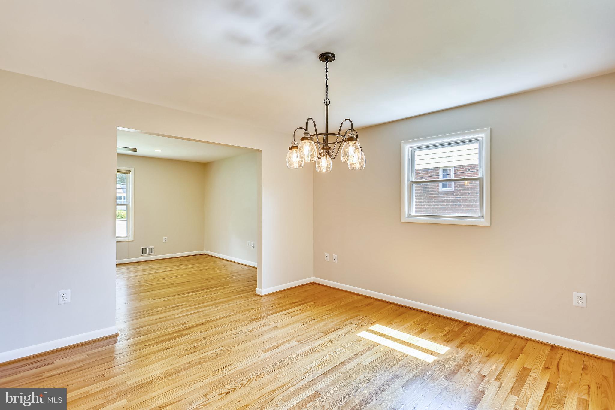 9902 Holmhurst Road Bethesda, MD 20817 - Photo 8 of 66 Gallery Image 8