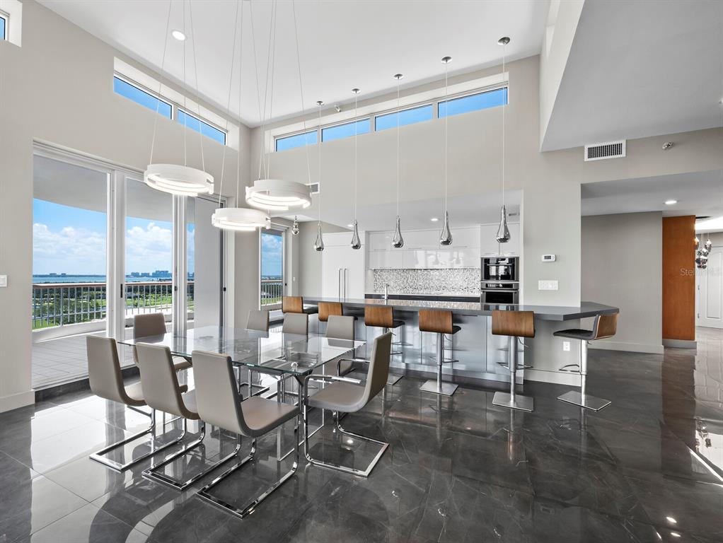 455 Longboat Club Road, Unit PH8 Longboat Key, FL 34228 - Photo 22 of 32