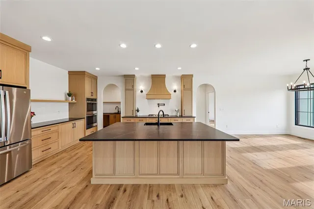 $875,000 | 2854 Fawn Meadows Court, Edwardsville, IL 62025