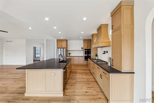 $875,000 | 2854 Fawn Meadows Court, Edwardsville, IL 62025