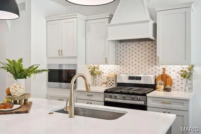 $875,000 | 2854 Fawn Meadows Court, Edwardsville, IL 62025