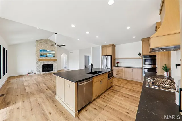 $875,000 | 2854 Fawn Meadows Court, Edwardsville, IL 62025