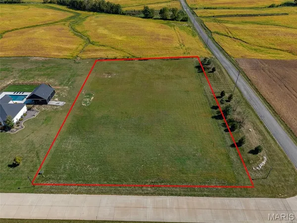 $875,000 | 2854 Fawn Meadows Court, Edwardsville, IL 62025