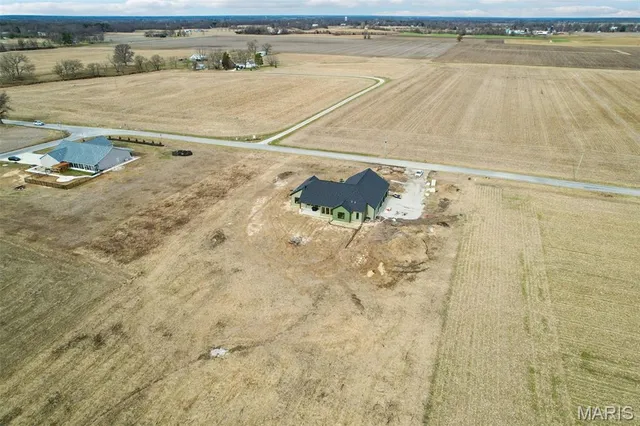 $875,000 | 2854 Fawn Meadows Court, Edwardsville, IL 62025