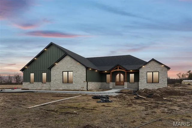 $875,000 | 2854 Fawn Meadows Court, Edwardsville, IL 62025