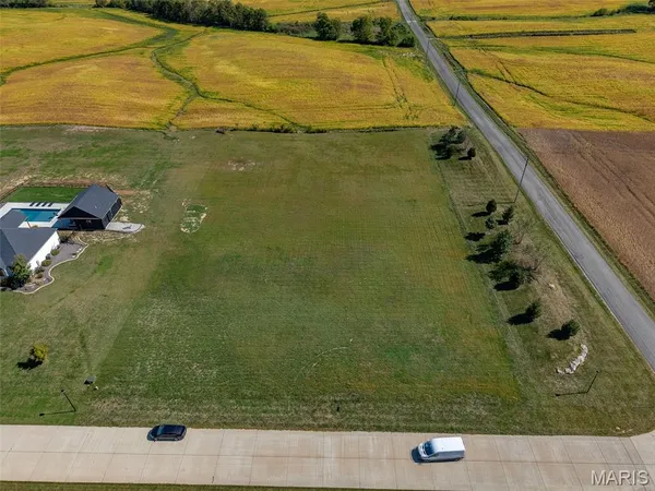 $875,000 | 2854 Fawn Meadows Court, Edwardsville, IL 62025