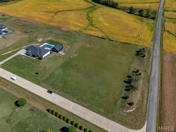 $875,000 | 2854 Fawn Meadows Court, Edwardsville, IL 62025