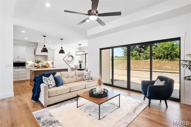 $875,000 | 2854 Fawn Meadows Court, Edwardsville, IL 62025