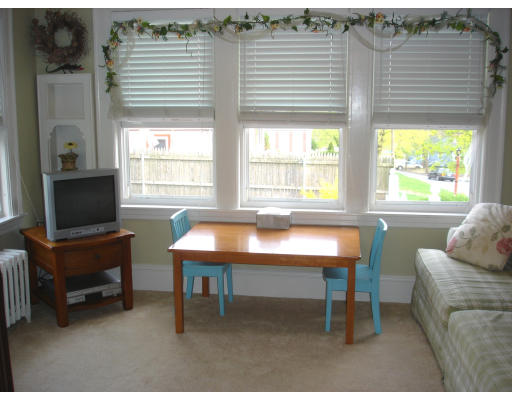 170 Beverly Road Worcester, MA 01605 - Photo 13 of 30
