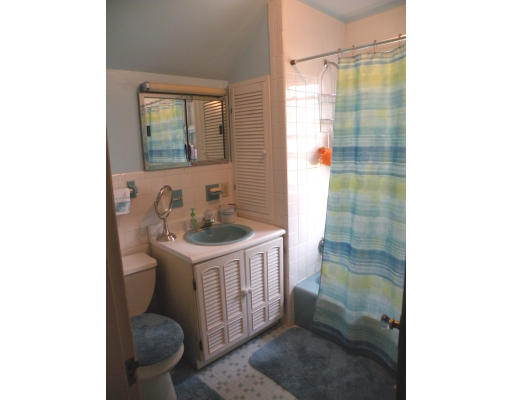 170 Beverly Road Worcester, MA 01605 - Photo 16 of 30