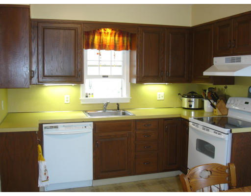 170 Beverly Road Worcester, MA 01605 - Photo 9 of 30