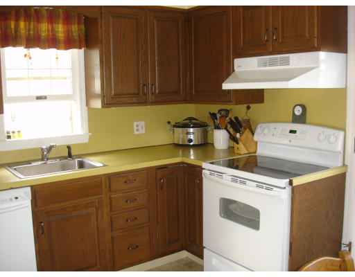 170 Beverly Road Worcester, MA 01605 - Photo 10 of 30