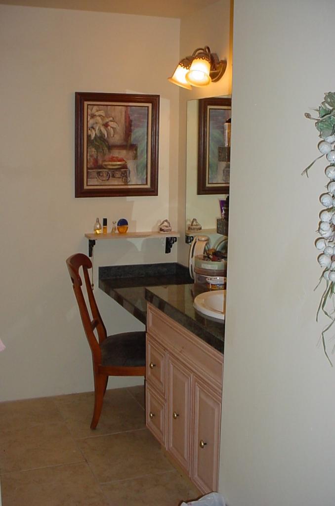 3616 East Vineyard Road Phoenix, AZ 85042 - Photo 16 of 23 Powder Room